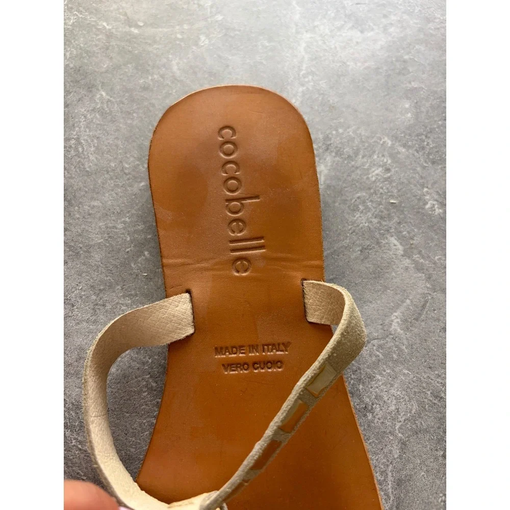 Cocobelle Womens Gold Studded T-Strap Leather Flat Sandals Made in Italy Tan 8.5